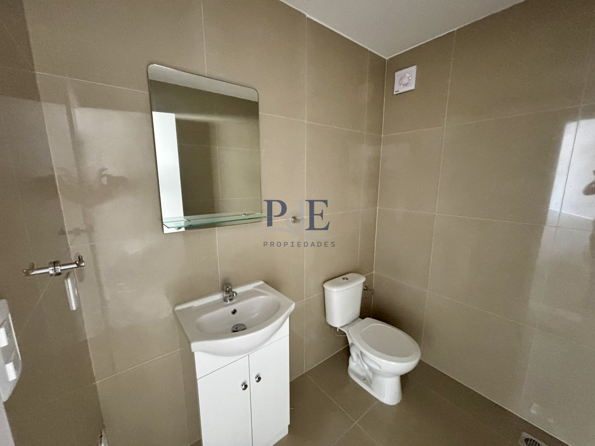 LOCAL COMERCIAL EN VENTA YO  ALQUILER - Imagen 7