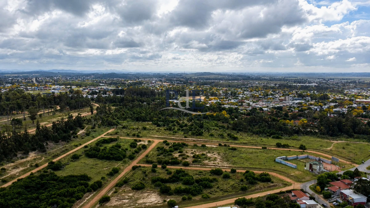 Terreno 600 m² en Sausalito, Maldonado · Uso residencial o comercial · Ley de Vivienda Promovida - Imagen 2