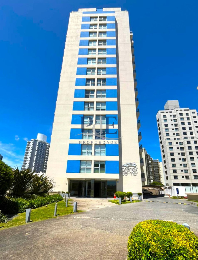Apartamento en venta | Arenas del Mar II, 2 dormitorios y 2 baños, 63 m². Ubicación: Aidy Grill, Punta del Este - Imagen 1