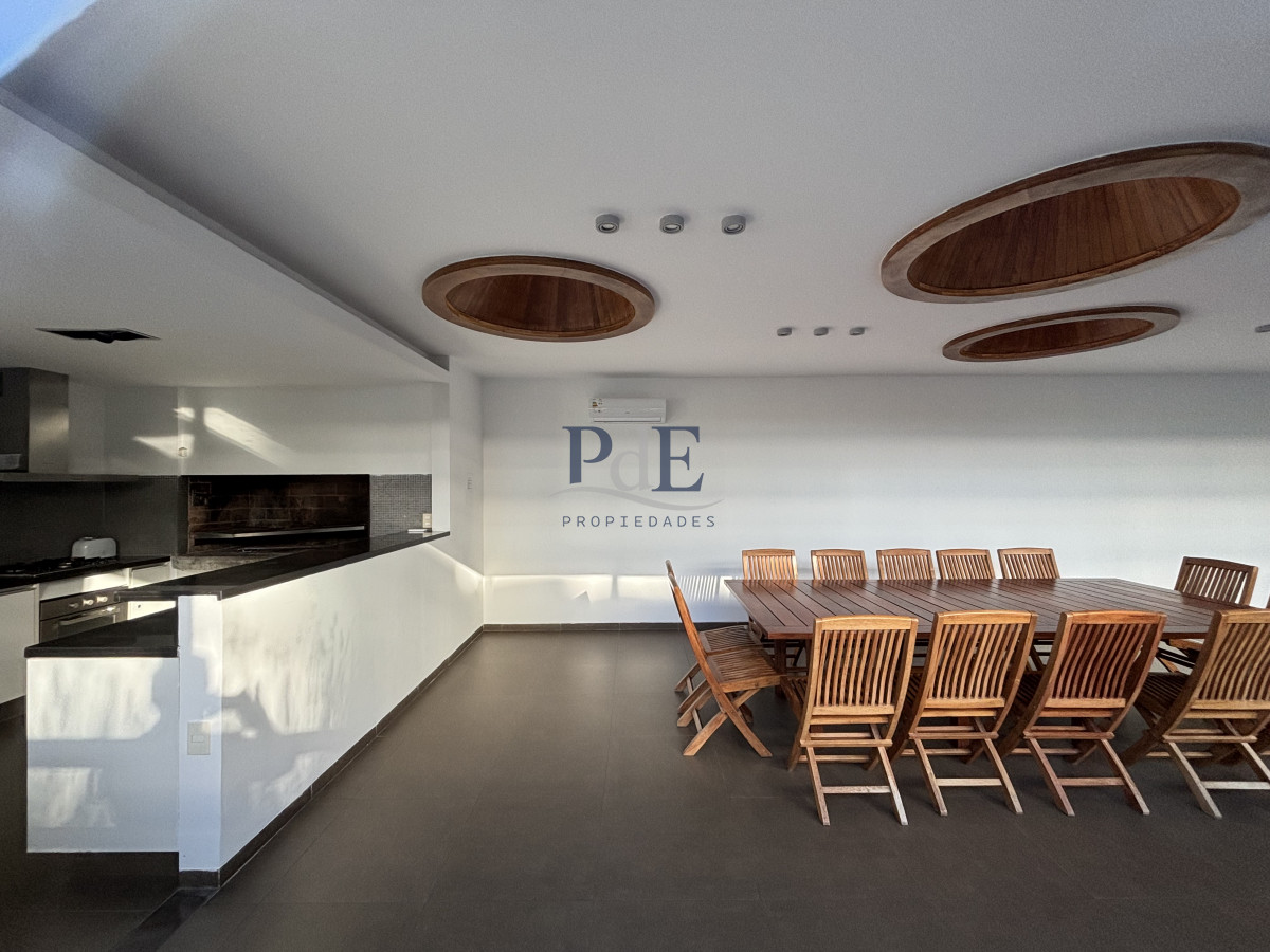 Apartamento en venta | Frente al mar, 3 suites, amoblado, parada 28. Ubicación: Brava, Punta del Este - Imagen 6
