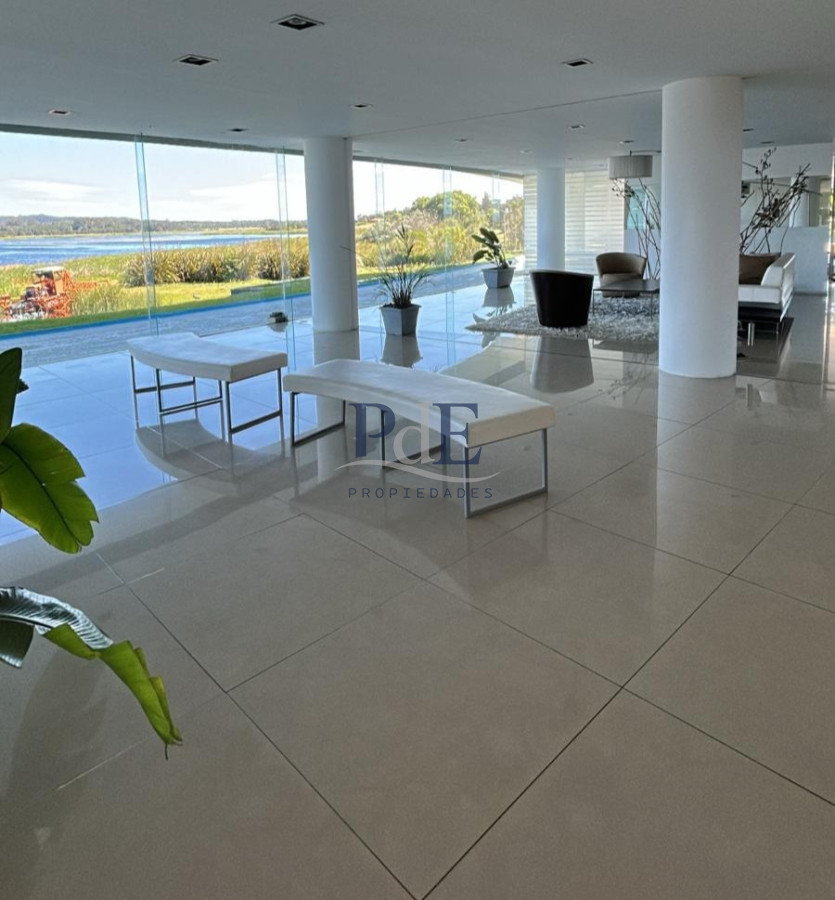 Penthouse en Venta en Terrazas de la Laguna sobre el lago frente al mar. - Imagen 18