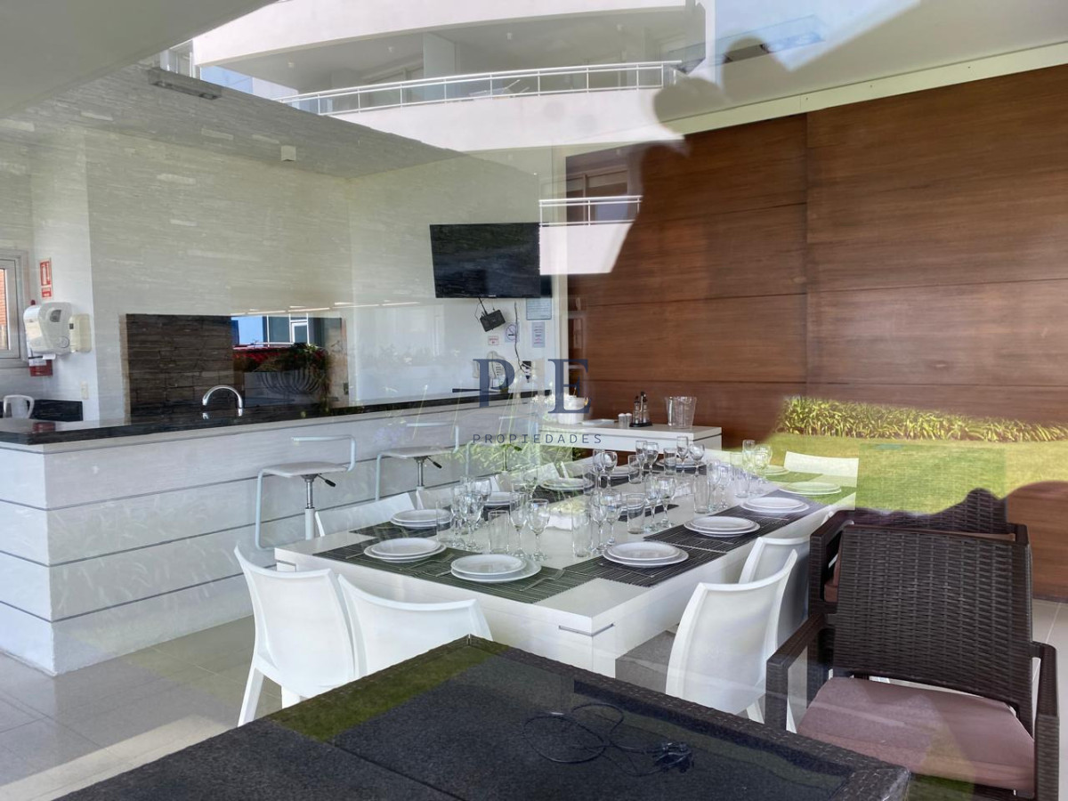 Avenida Chiverta - 3 dormitorios | Piso alto | Vista | Todos los servicios. - Imagen 53