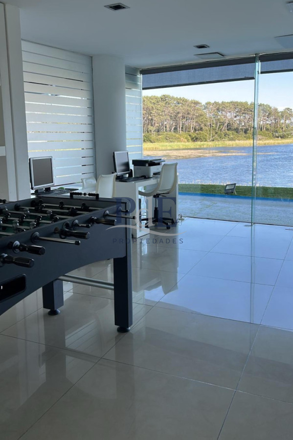 Penthouse en Venta en Terrazas de la Laguna sobre el lago frente al mar. - Imagen 13