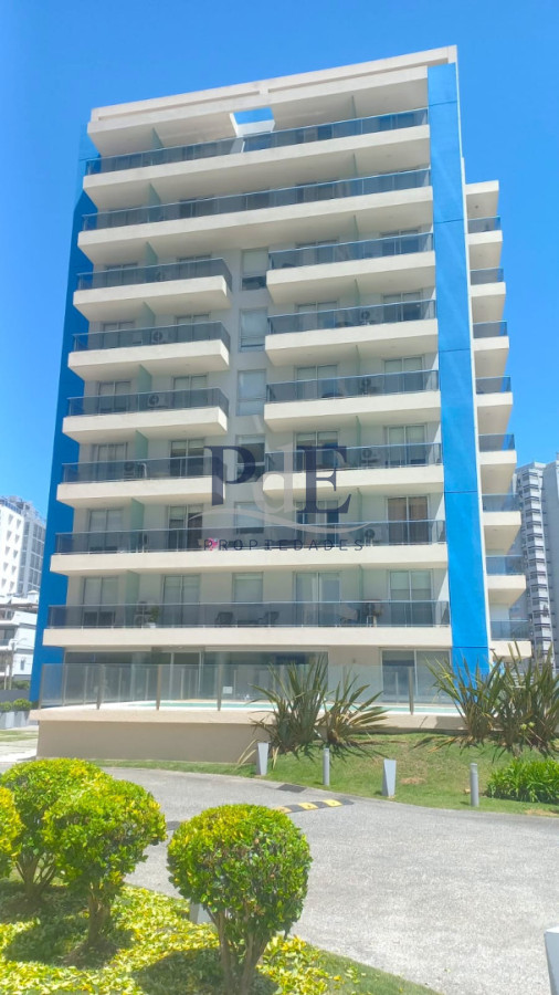 Apartamento en alquiler | 2 dormitorios, 2 baños, Arenas del Mar, sauna. Ubicación: Aidy Grill, Punta del Este - Imagen 8