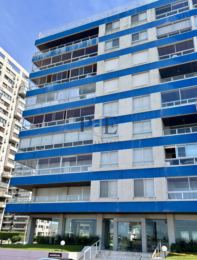 APARTAMENTO FRENTE AL MAR - PLAYA BRAVA