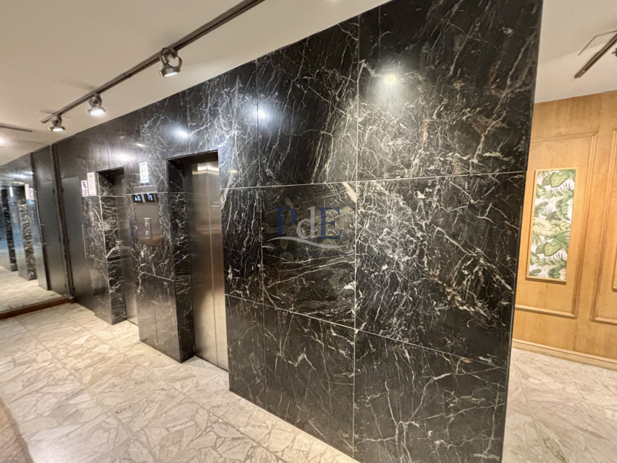 Edificio sobre Gorlero | 2 Dormitorios en el Corazón de la Península - Imagen 26