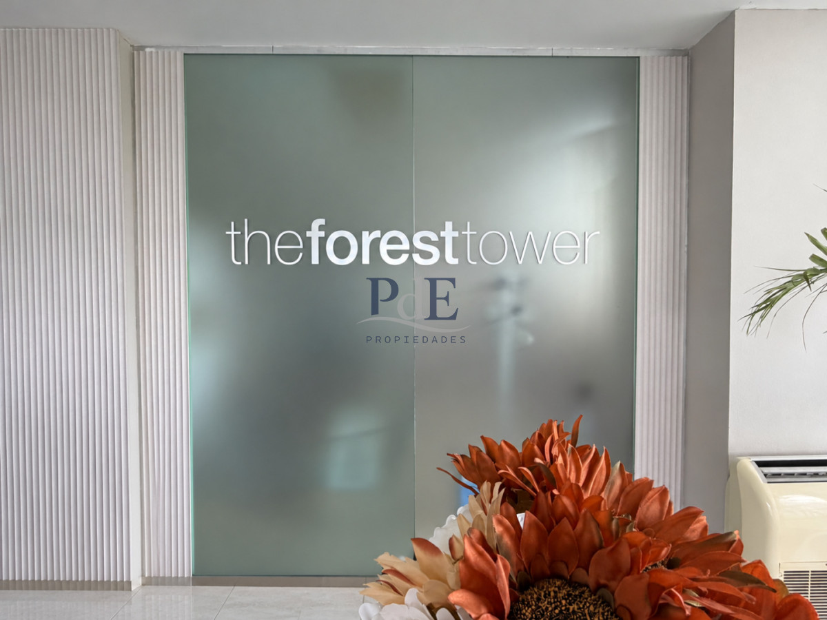 Apartamento en venta | The Forest Tower I, piso alto, 3 dormitorios, 2 suites, amoblado, a 50 m del mar. Ubicación: Aidy Grill, Punta del Este - Imagen 3