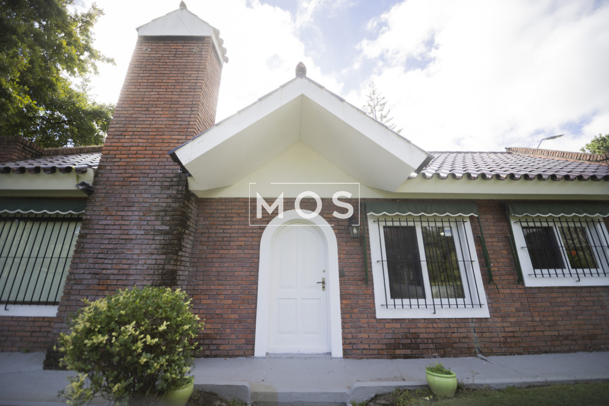 Casa ID.3337 - VENTA CASA REMODELADA A PASOS DEL PUNTA SHOPPING 
