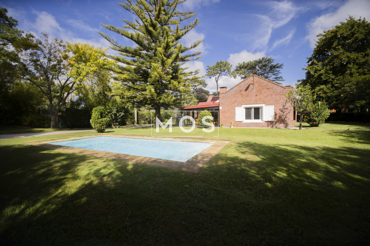 Casa ID.3337 - VENTA CASA REMODELADA A PASOS DEL PUNTA SHOPPING 
