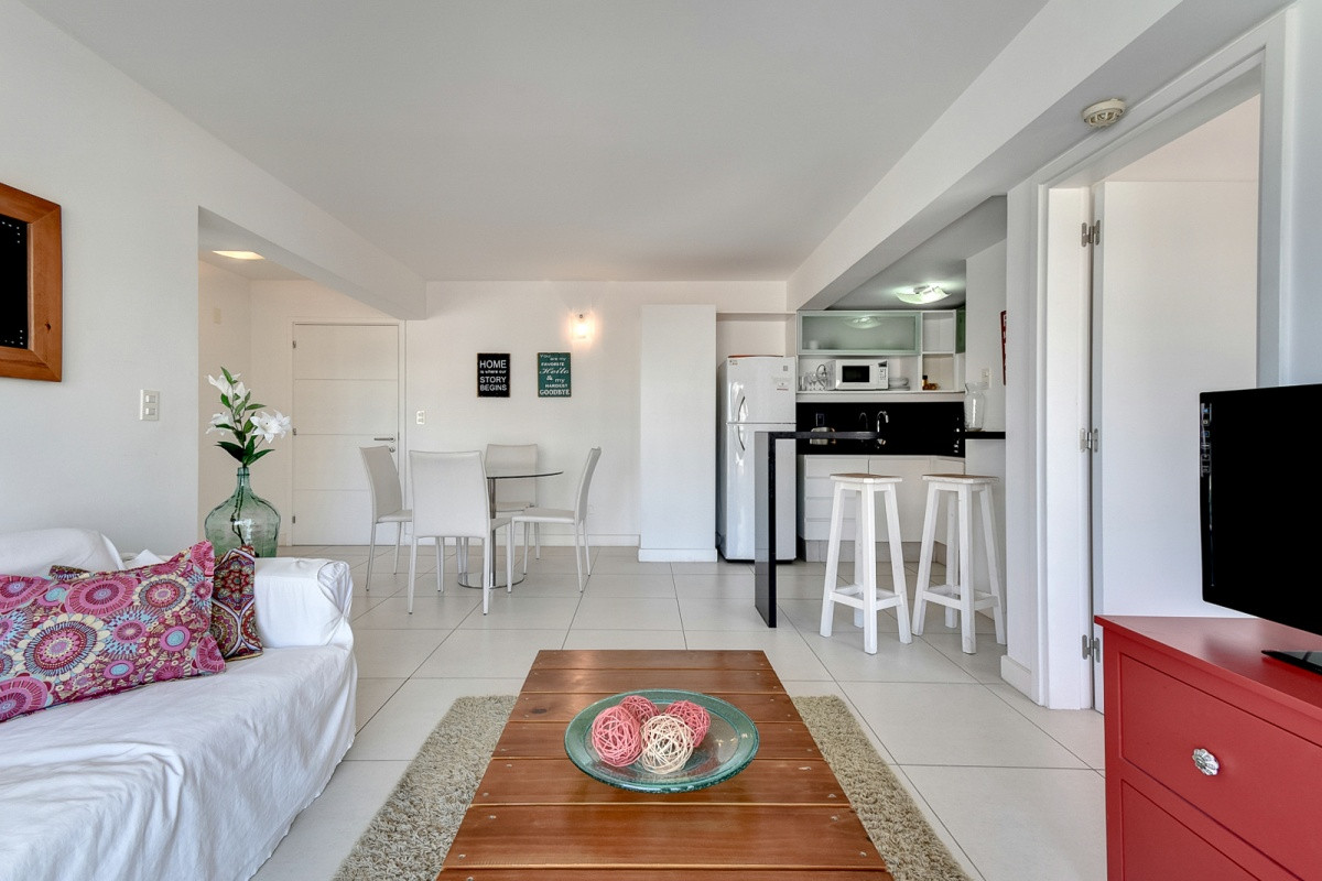 Apartamento ID.21098520 - OPORTUNIDAD EN PENINSULA CON SERVICIOS