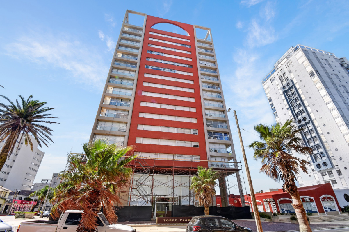 Apartamento ID.21098778 - VENTA APARTAMENTO REMODELADO 2 D 2 B EN PENINSULA