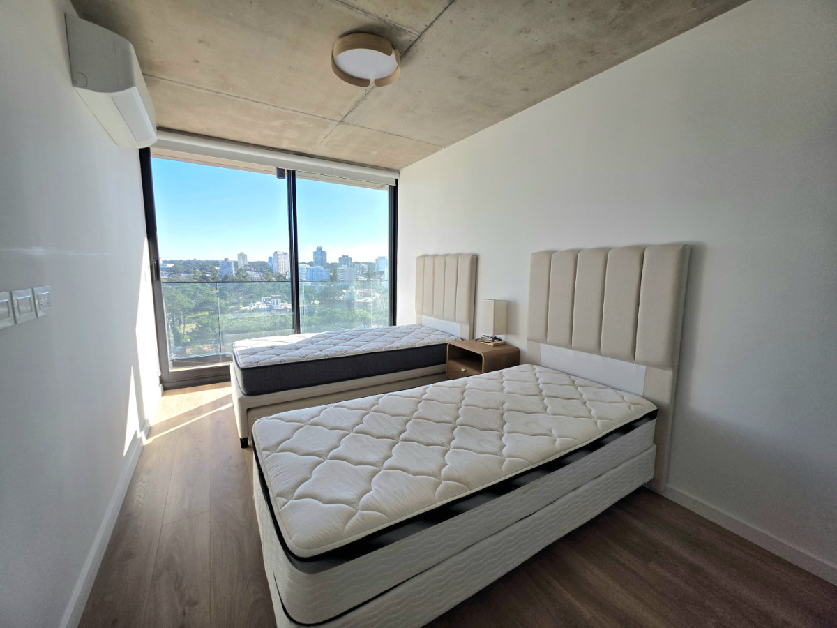 Apartamento ID.21098764 - VENTA UNIDAD ESQUINERA EN TORRES DEL ESTE PISO ALTO