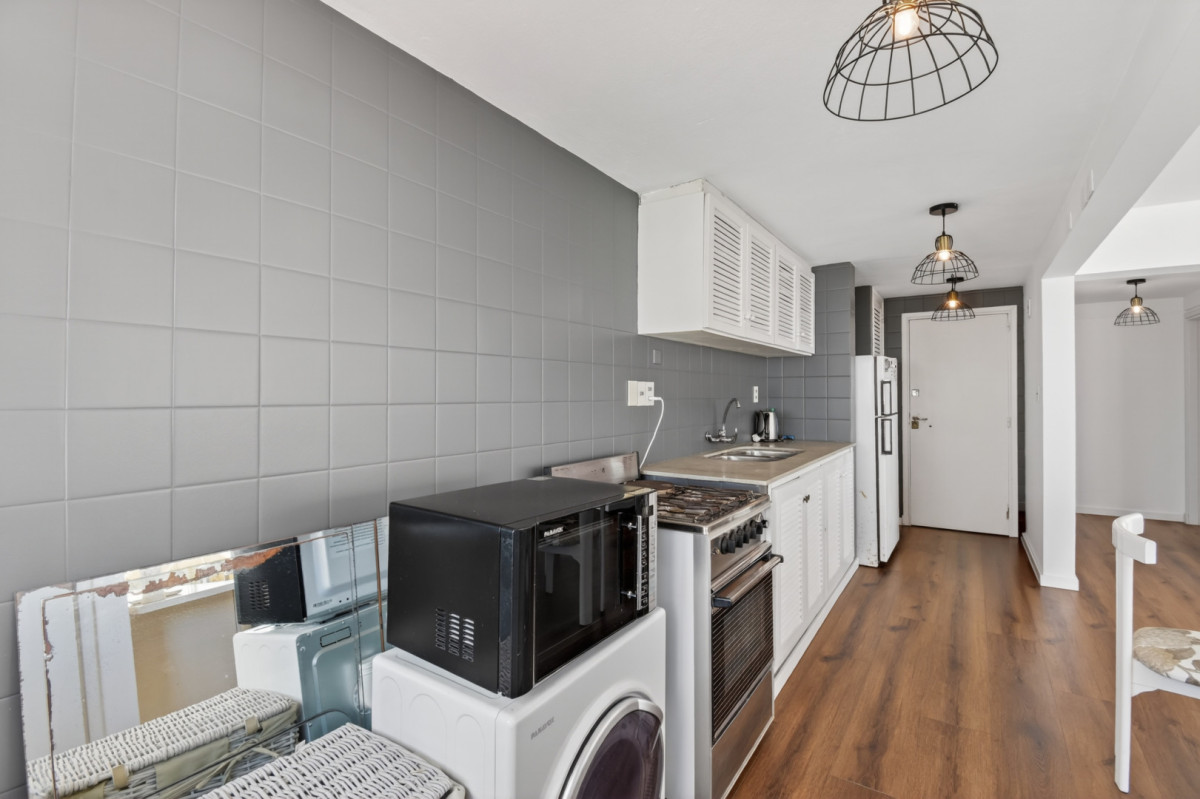 Apartamento ID.21098778 - VENTA APARTAMENTO REMODELADO 2 D 2 B EN PENINSULA