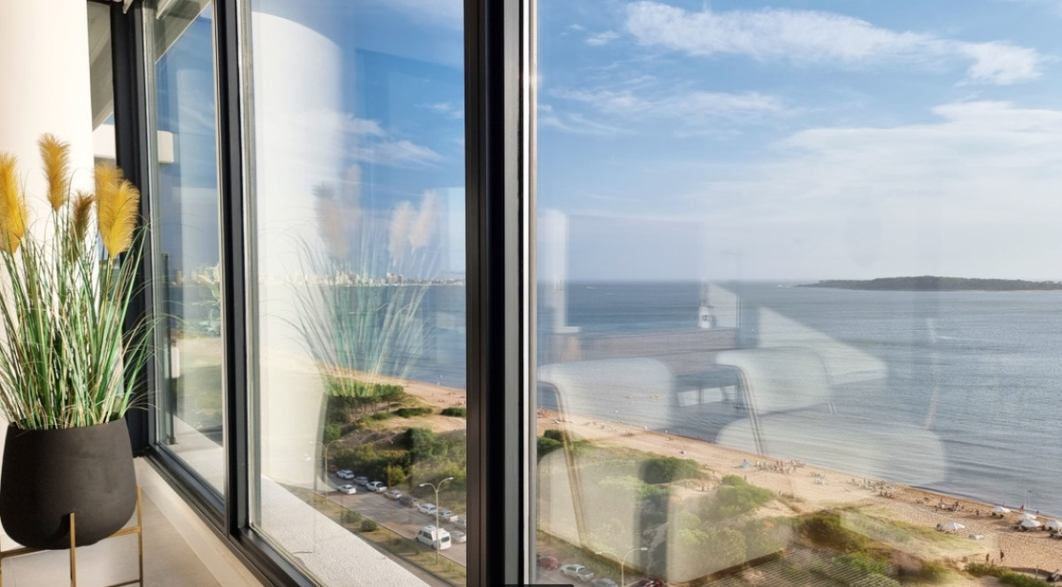 Apartamento ID.21098507 - Apartamento en alquiler 3 dormitorios en Zona Mansa