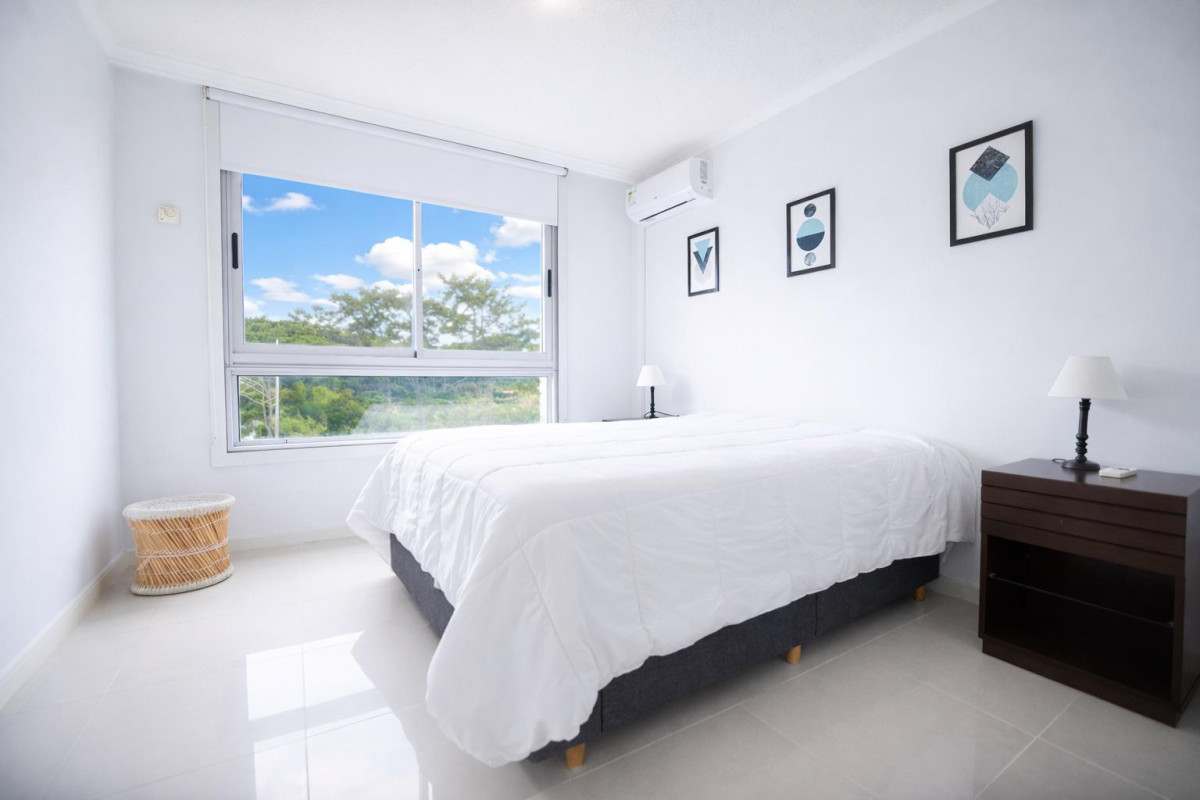 Apartamento ID.21098749 - Venta 3 suites mas dependencia en ocean drive 1
