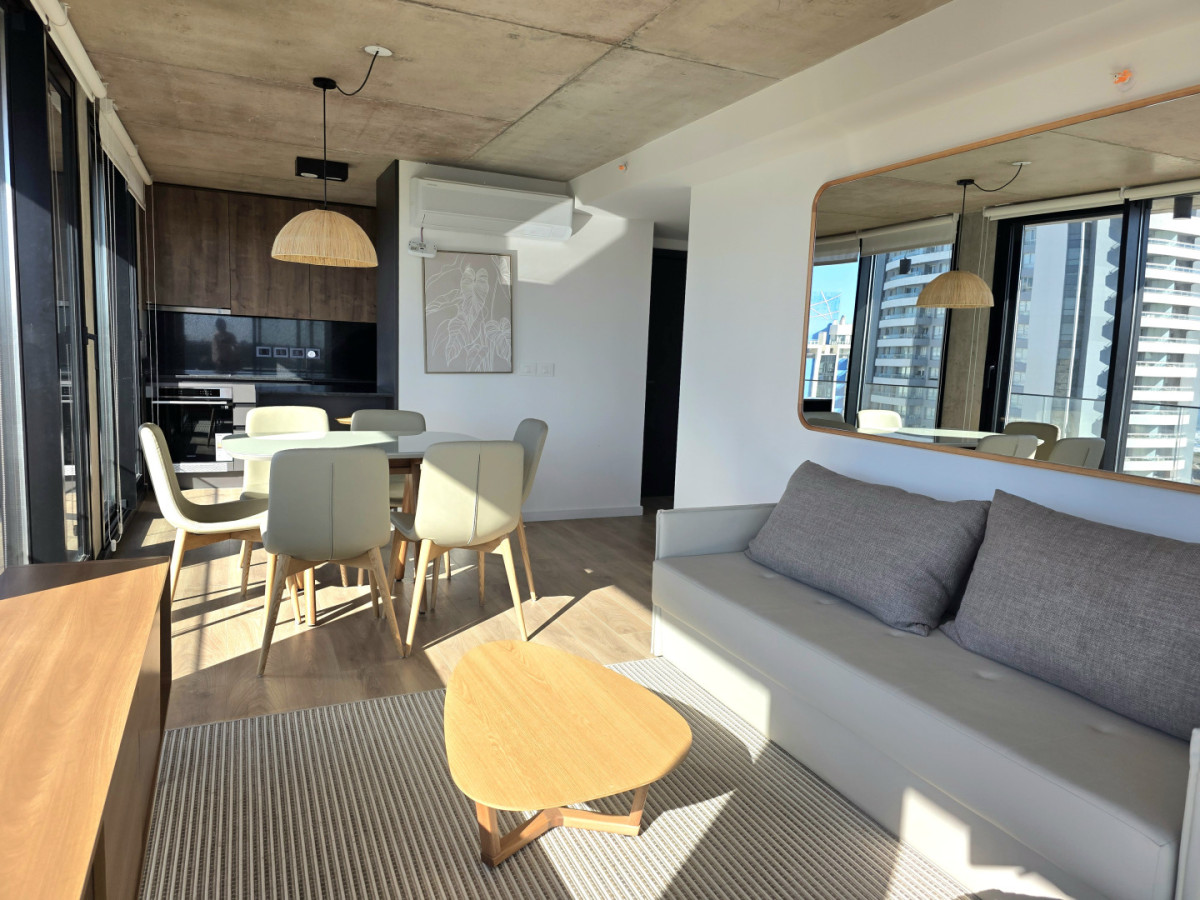 Apartamento ID.21098764 - VENTA UNIDAD ESQUINERA EN TORRES DEL ESTE PISO ALTO