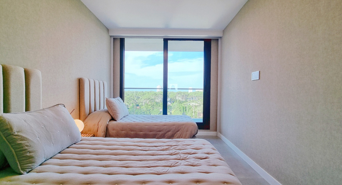 Apartamento ID.21098507 - Apartamento en alquiler 3 dormitorios en Zona Mansa