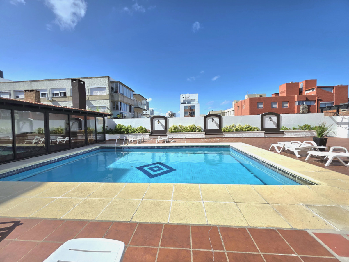 Apartamento ID.21098637 - Alquiler anual en peninsula!