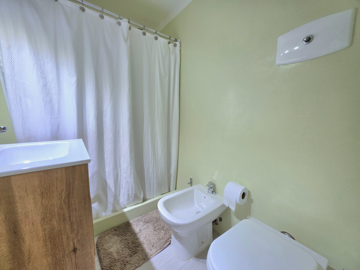 Apartamento ID.21098637 - Alquiler anual en peninsula!