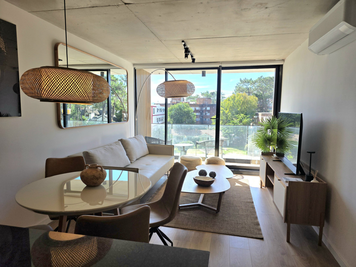 Apartamento ID.21098767 - VENTA 1 DORM AMUEBLADO EN TORRES DEL ESTE 