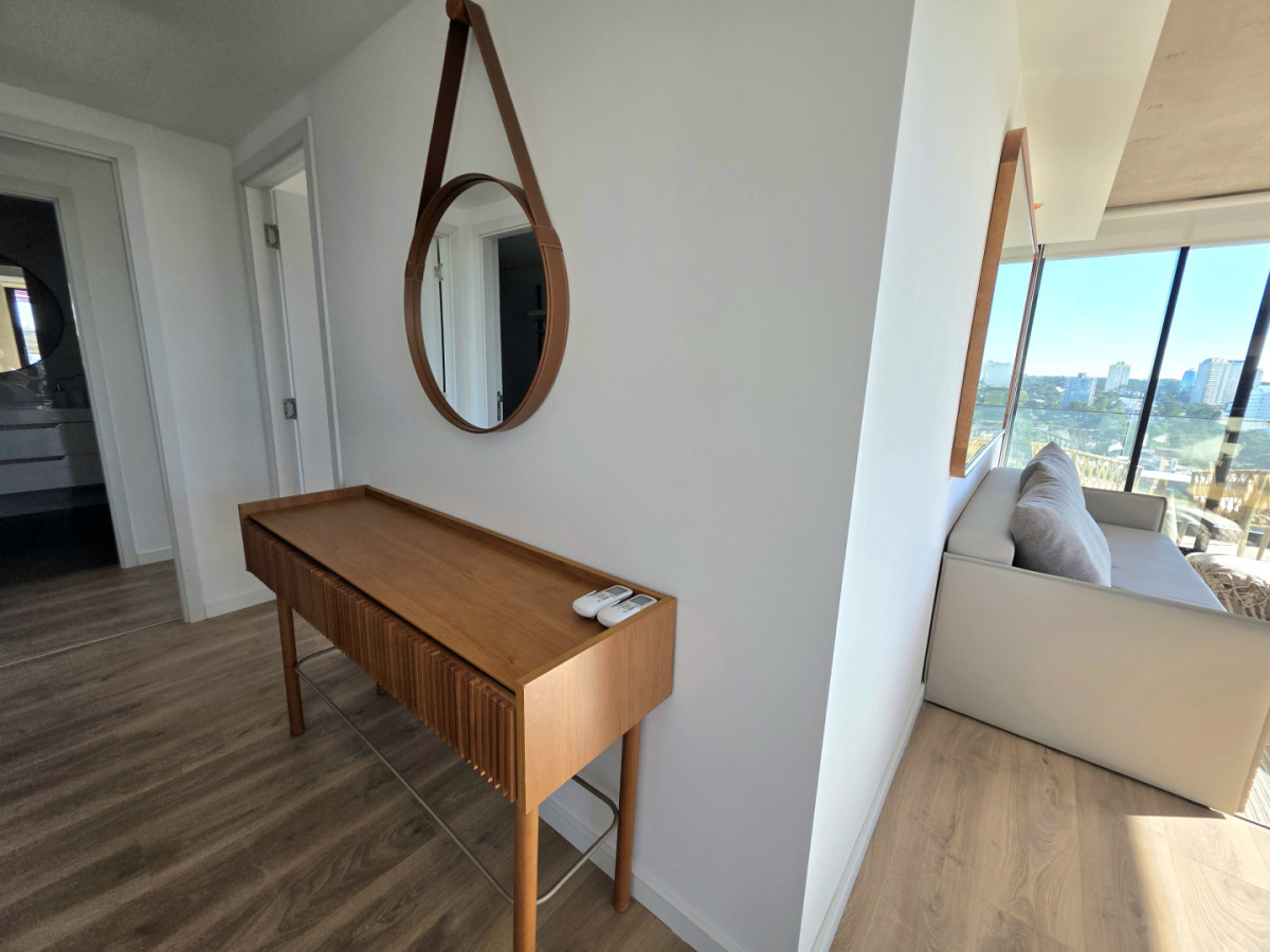 Apartamento ID.21098764 - VENTA UNIDAD ESQUINERA EN TORRES DEL ESTE PISO ALTO