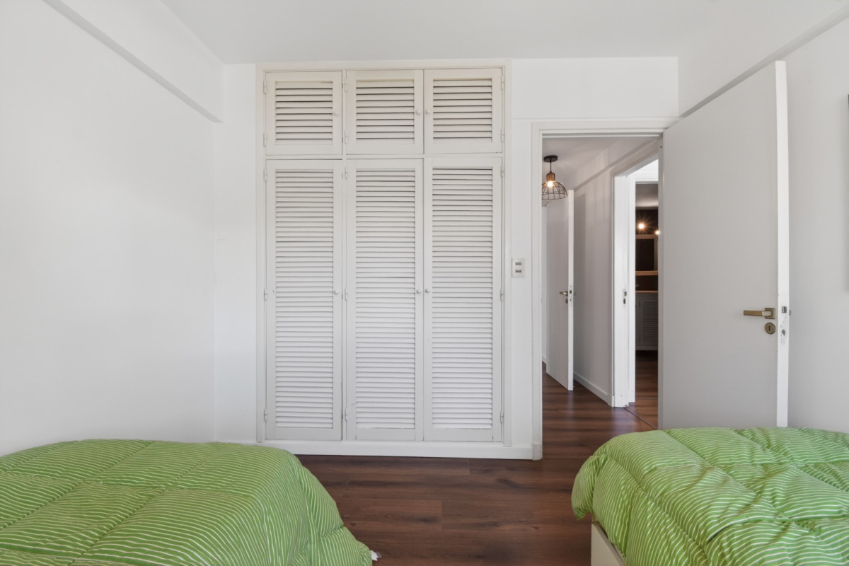 Apartamento ID.21098778 - VENTA APARTAMENTO REMODELADO 2 D 2 B EN PENINSULA