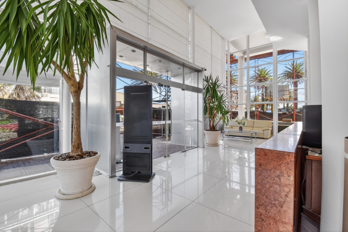 Apartamento ID.21098778 - VENTA APARTAMENTO REMODELADO 2 D 2 B EN PENINSULA