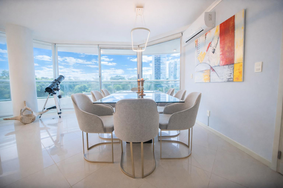 Apartamento ID.21098749 - Venta 3 suites mas dependencia en ocean drive 1