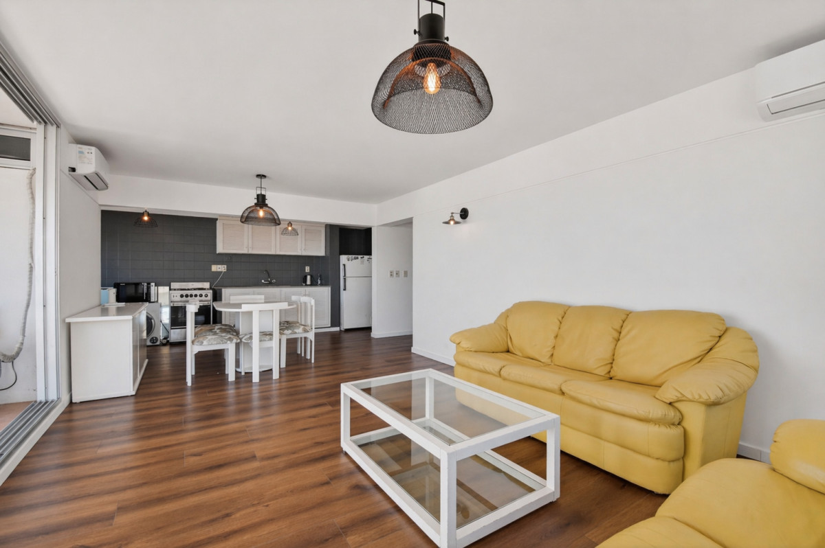 Apartamento ID.21098778 - VENTA APARTAMENTO REMODELADO 2 D 2 B EN PENINSULA