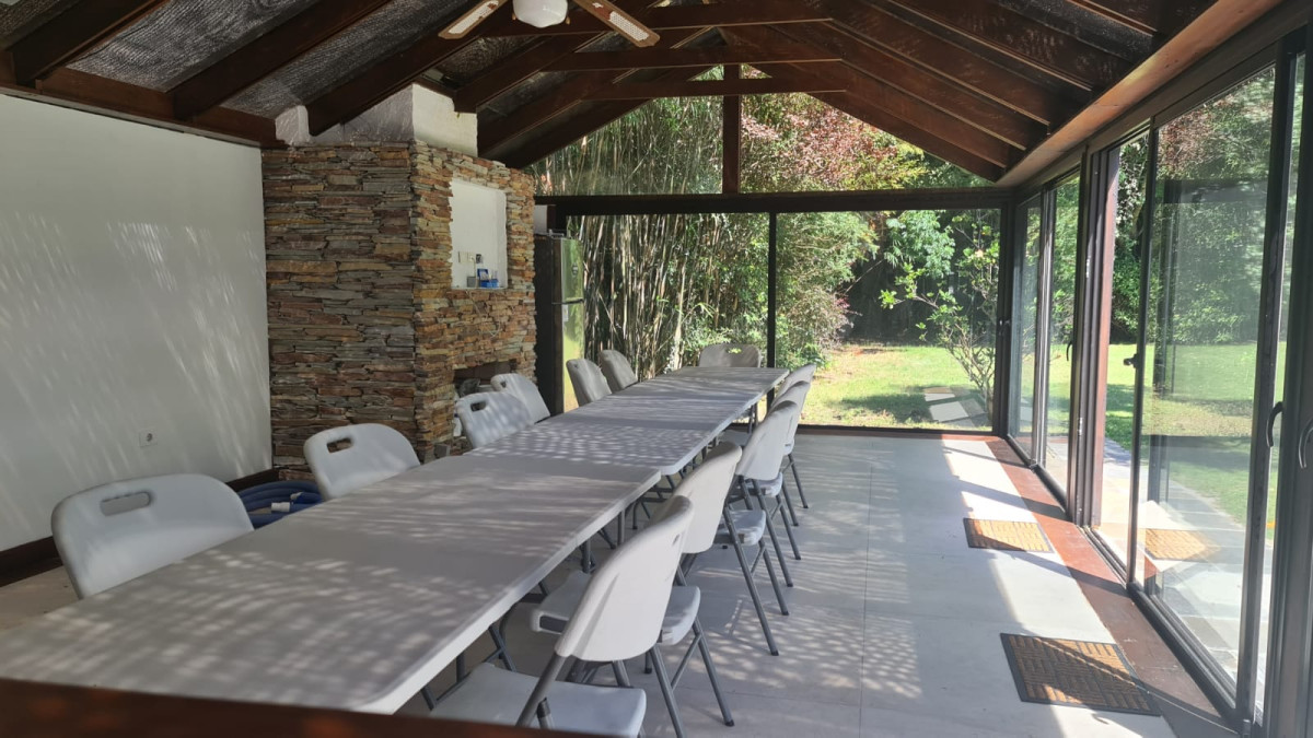 Casa ID.21097671 - Casa en venta 6 dormitorios 