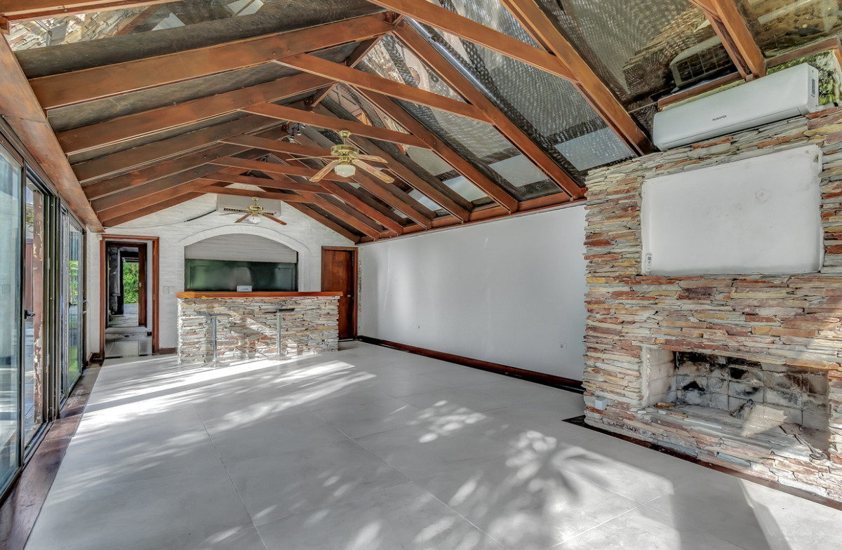 Casa ID.21097671 - Casa en venta 6 dormitorios 