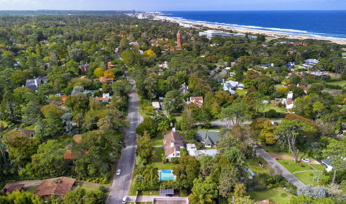 Casa ID.21097671 - Casa en venta 6 dormitorios 