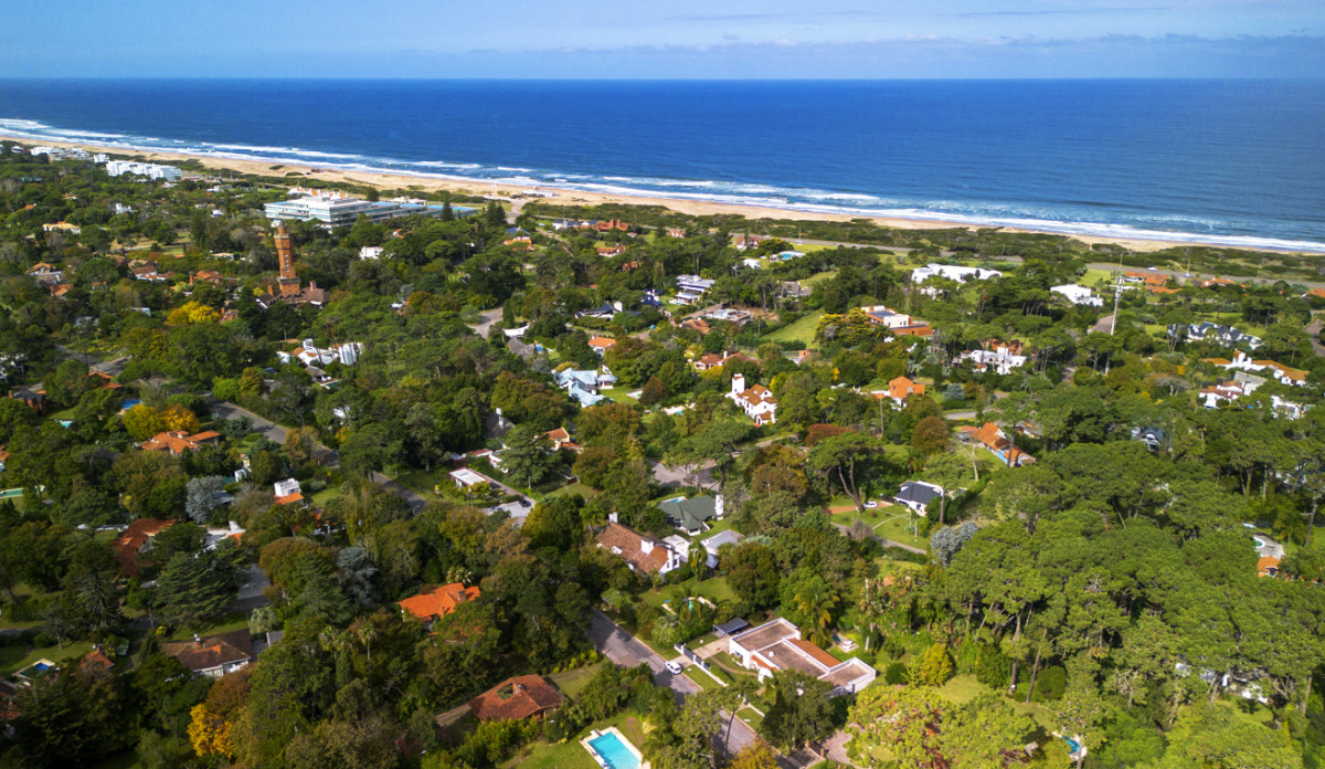 Casa ID.21097671 - Casa en venta 6 dormitorios 