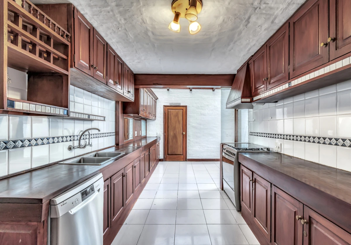 Casa ID.21097671 - Casa en venta 6 dormitorios 