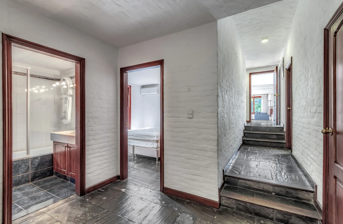 Casa ID.21097671 - Casa en venta 6 dormitorios 