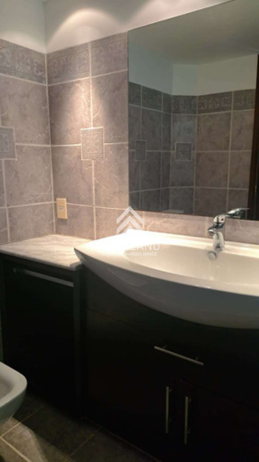 Casa ID.6087 - Venta Casa En Punta Del Este Con Amplios Espacios