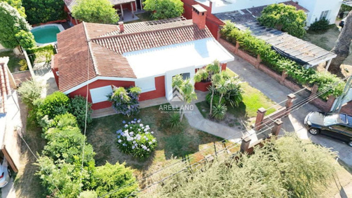 Casa ID.6087 - Venta Casa En Punta Del Este Con Amplios Espacios