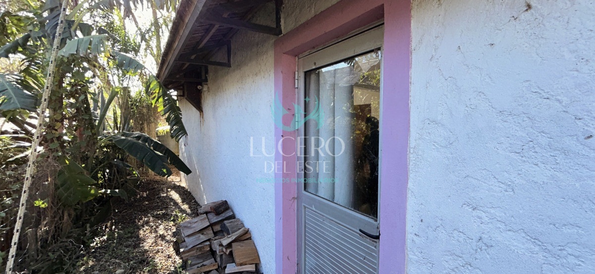 Casa ID.1760 - Vendo Casa en el Tesoro 2 dorm amplio parque