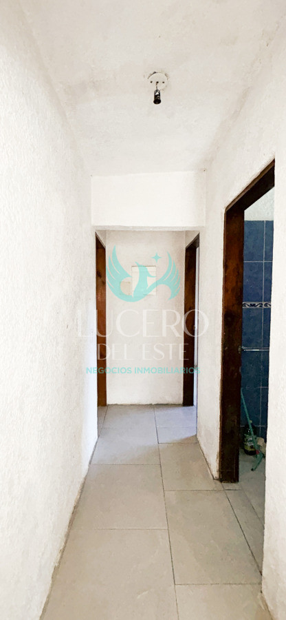 Casa ID.1760 - Vendo Casa en el Tesoro 2 dorm amplio parque