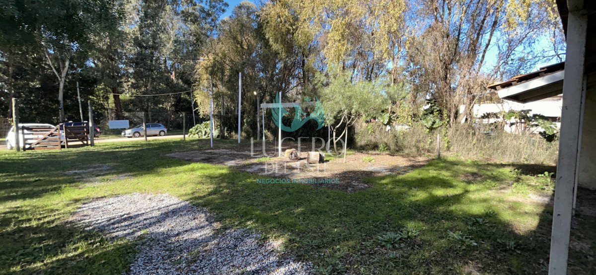 Casa ID.1760 - Vendo Casa en el Tesoro 2 dorm amplio parque