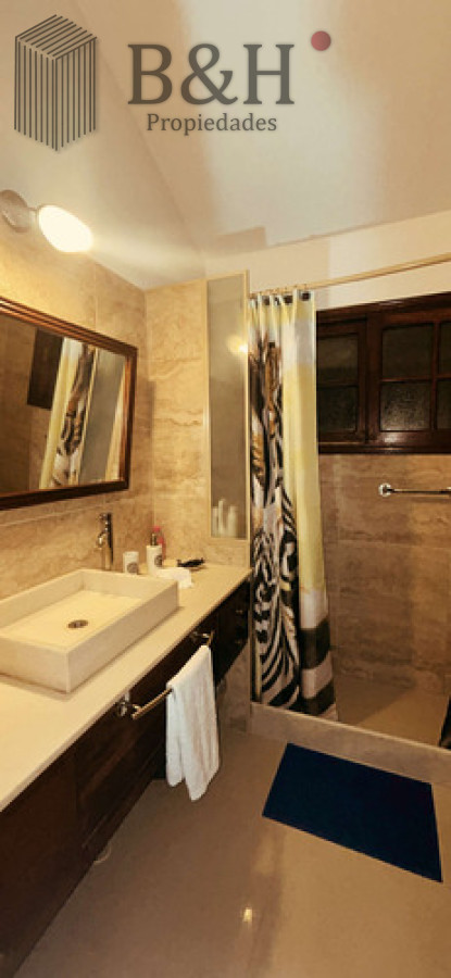 Casa ID.5912 - Casa De 3 Dormitorios En Suite Con Altillo Y Gran Parque Cantegril