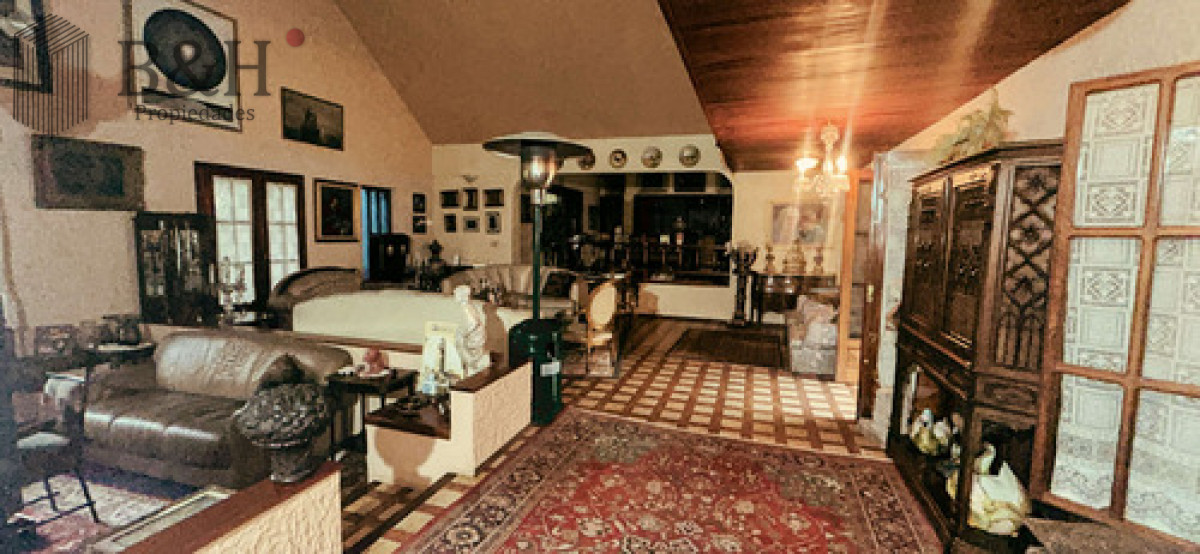 Casa ID.5912 - Casa De 3 Dormitorios En Suite Con Altillo Y Gran Parque Cantegril