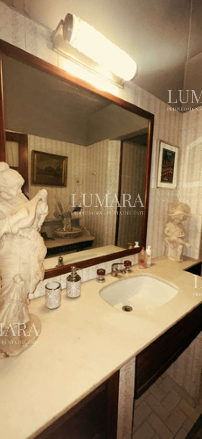 Casa ID.2776 - Casa De 3 Dormitorios En Suite Con Altillo Y Gran Parque Cantegril