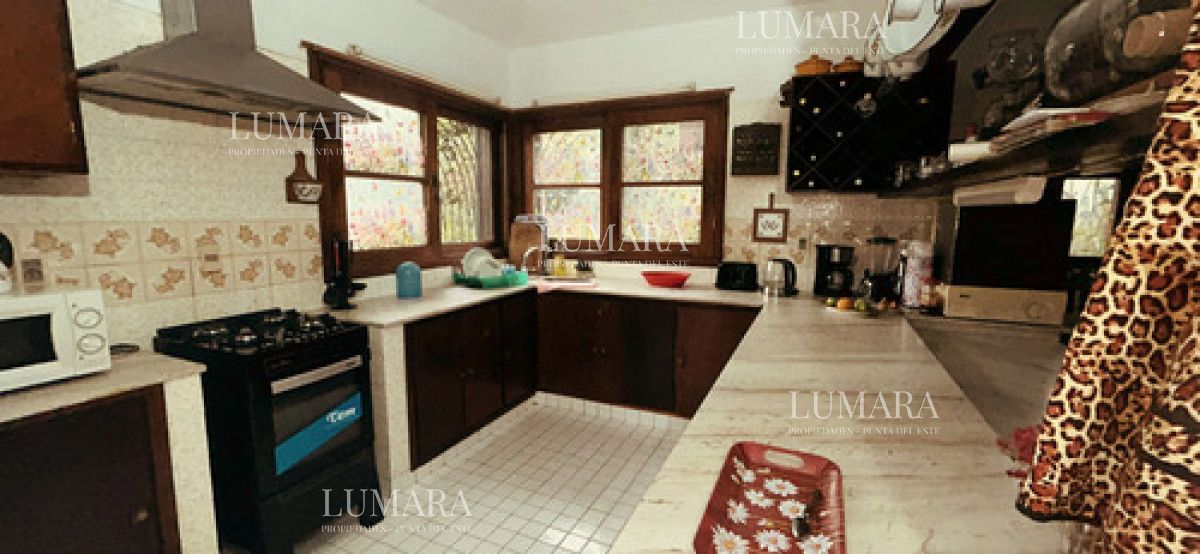 Casa ID.2776 - Casa De 3 Dormitorios En Suite Con Altillo Y Gran Parque Cantegril