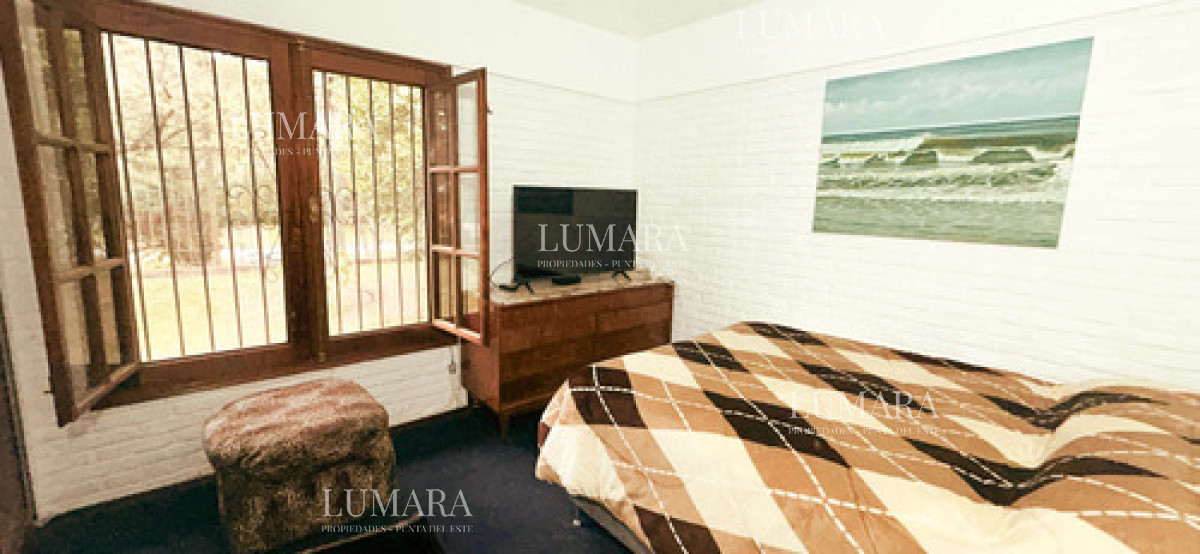 Casa ID.2776 - Casa De 3 Dormitorios En Suite Con Altillo Y Gran Parque Cantegril