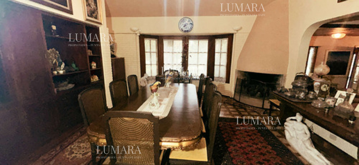 Casa ID.2776 - Casa De 3 Dormitorios En Suite Con Altillo Y Gran Parque Cantegril