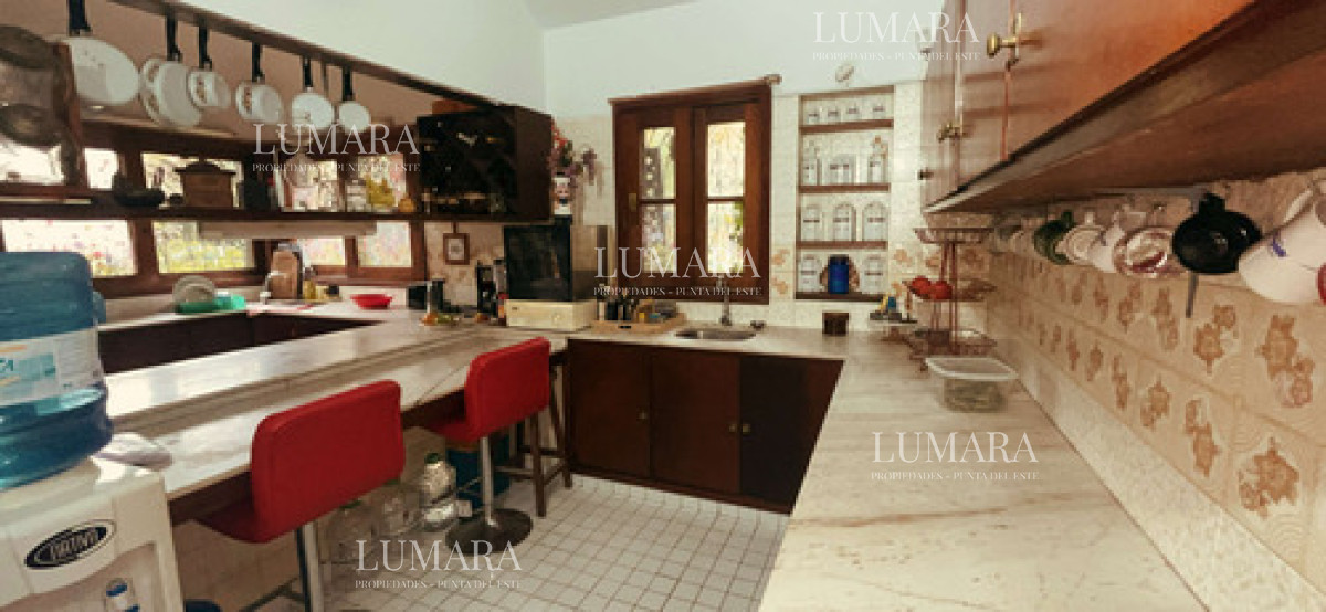 Casa ID.2776 - Casa De 3 Dormitorios En Suite Con Altillo Y Gran Parque Cantegril