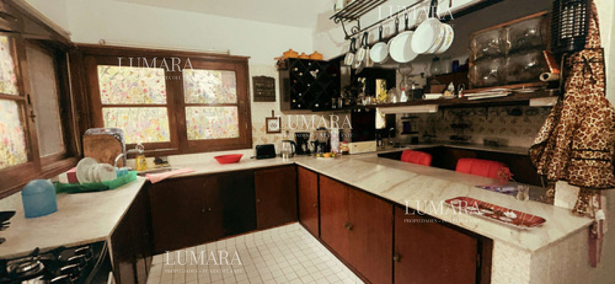 Casa ID.2776 - Casa De 3 Dormitorios En Suite Con Altillo Y Gran Parque Cantegril