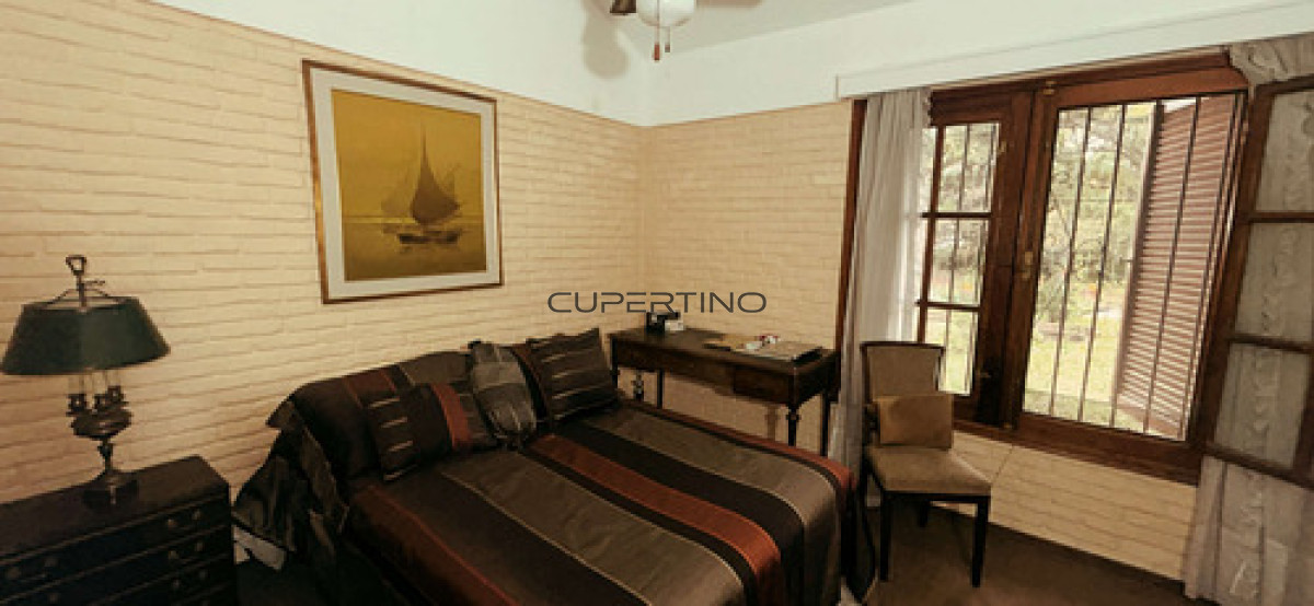 Casa De 3 Dormitorios En Suite Con Altillo Y Gran Parque Cantegril — foto 11