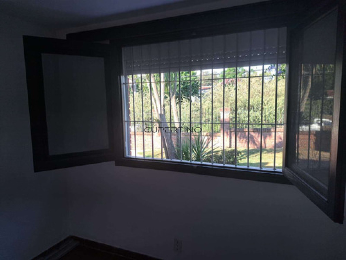 Venta | Casa En Punta Del Este Con Amplios Espacios — foto 17